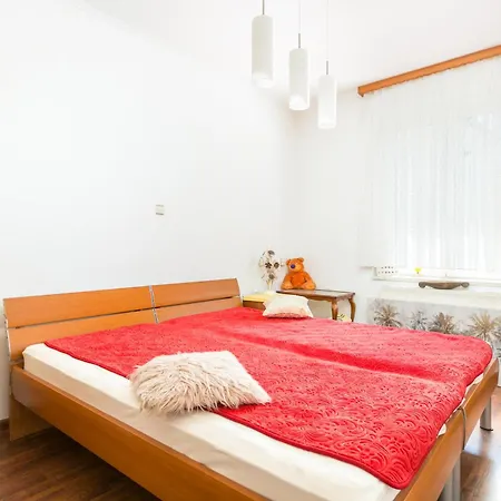 With Wifi - 23185 Guest house