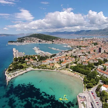 Guest house With Wifi - 23185 Split